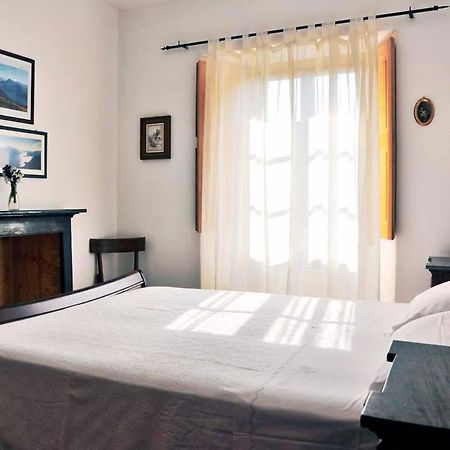 B&B Aquarelle Faggeto Lario Luaran gambar