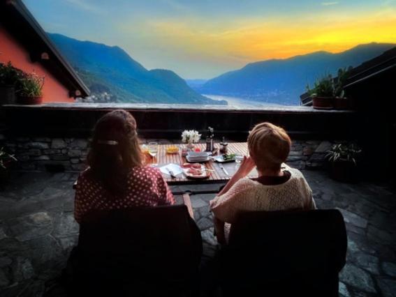 B&B Aquarelle Faggeto Lario Luaran gambar