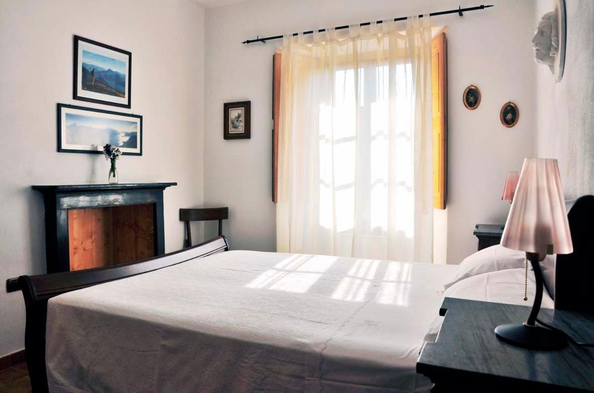 B&B Aquarelle Faggeto Lario Luaran gambar