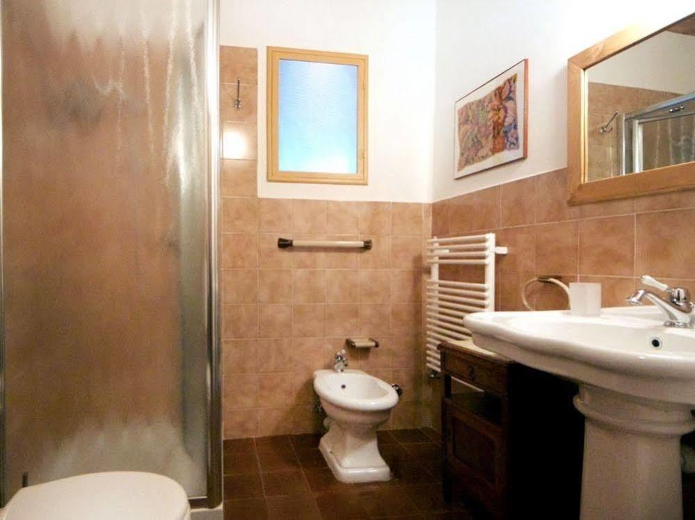 B&B Aquarelle Faggeto Lario Luaran gambar